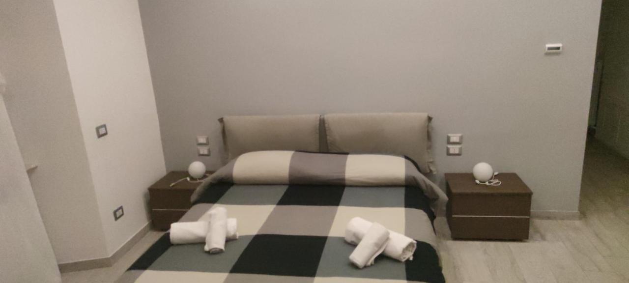 קטנזארו Guest House Via Milano מראה חיצוני תמונה